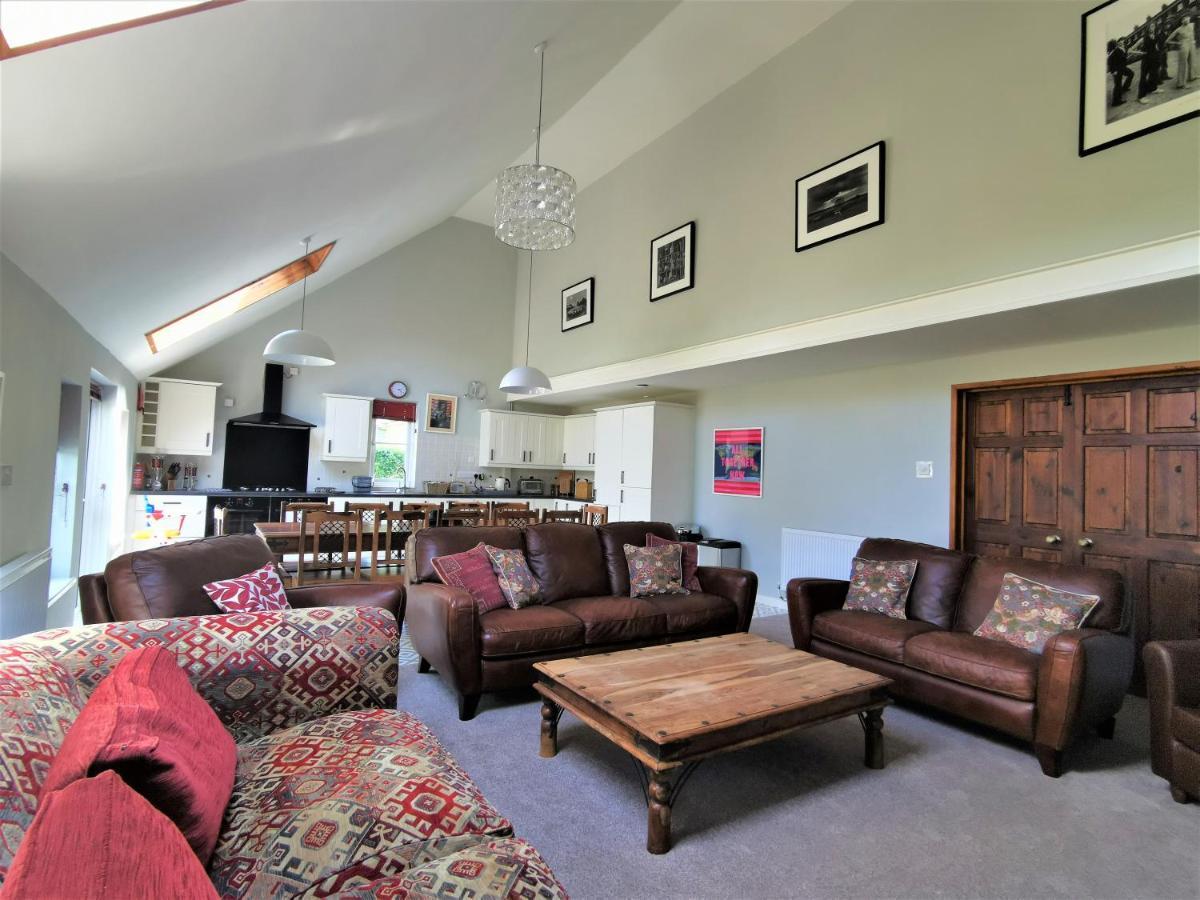 Wellstone Cottages - Coach House Llanfyrnach Екстер'єр фото