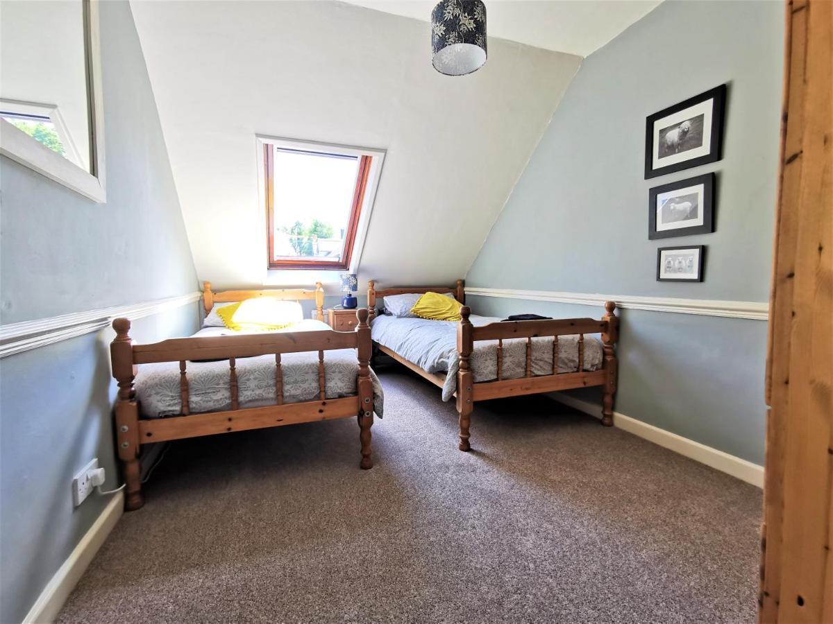 Wellstone Cottages - Coach House Llanfyrnach Екстер'єр фото